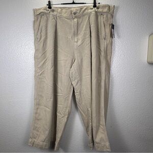 Universal Thread Women's Light Tan Cropped Pants